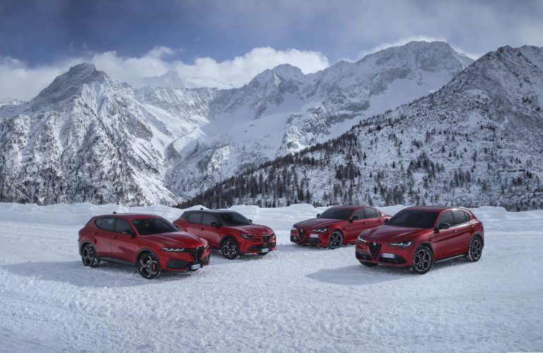 Alfa Romeo marchează 75 de ani de tracțiune integrală: între tradiție și electrificare