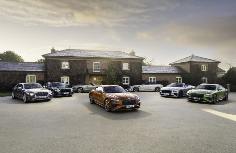 Bentley marchează al șaptelea an consecutiv de profit, în plină tranziție spre electrificare