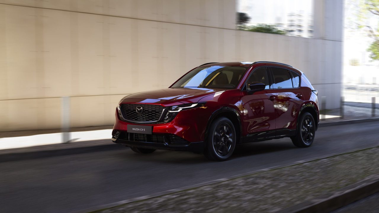 Noua Mazda CX-5: acum cu mai puține butoane!