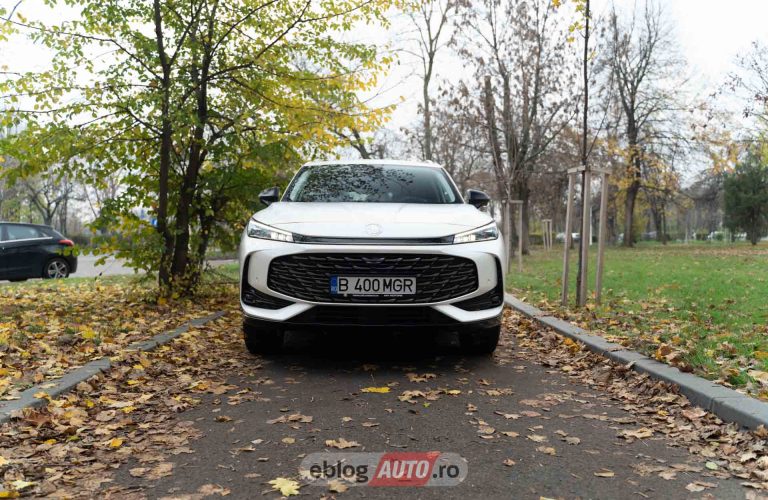 Test Drive MG HS: comparație între sistemul Full Hybrid (HEV) și cel Plug-in Hybrid (PHEV)