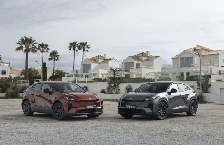 Piața auto din România scade puternic în iulie 2026. Mașinile electrice cresc cu 58%, iar BYD urcă în Top 5