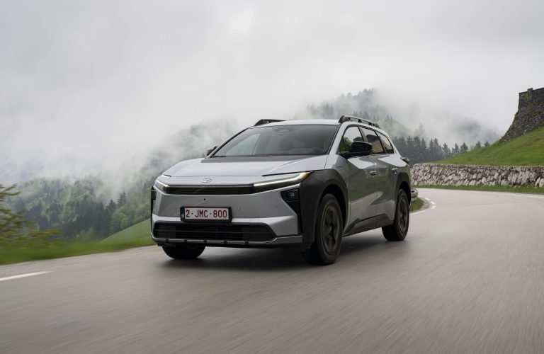 Toyota bZ4X Touring: SUV-ul electric pentru familie și aventuri, cu până la 591 km autonomie și 380 CP