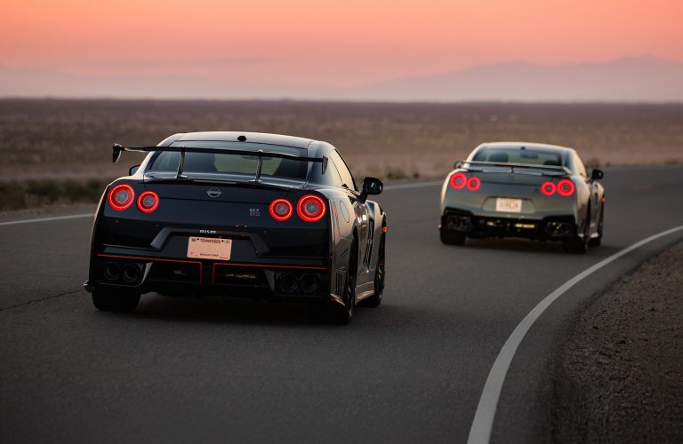 Nissan GT-R ne părăsește, dar nu de tot!