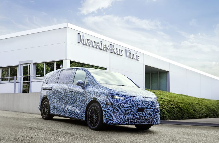 Mercedes-Benz VLE intră în producția de pre-serie