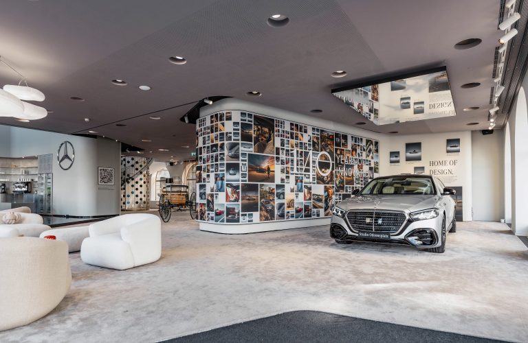 100 de ani de Mercedes‑Benz: povestea unei mărci care a inventat automobilul și continuă să modeleze viitorul