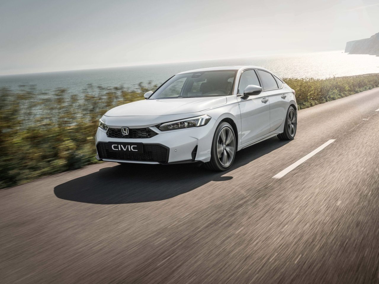 Honda Civic e:HEV primește un facelift