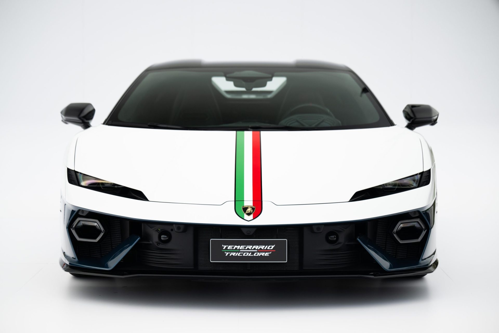 Lamborghini Temerario Tricolore: un omagiu adus excelenței italiene, la 15 ani de la Gallardo Tricolore