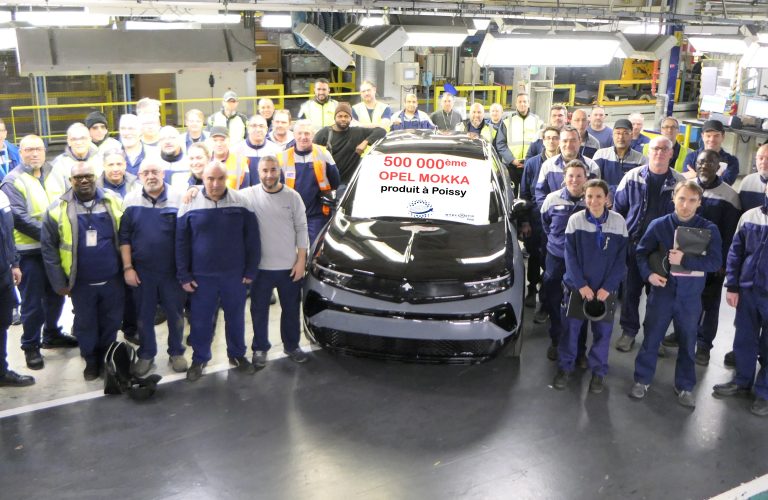 Stellantis oprește producția de automobile în regiunea Paris, invocând „supracapacitate industrială”