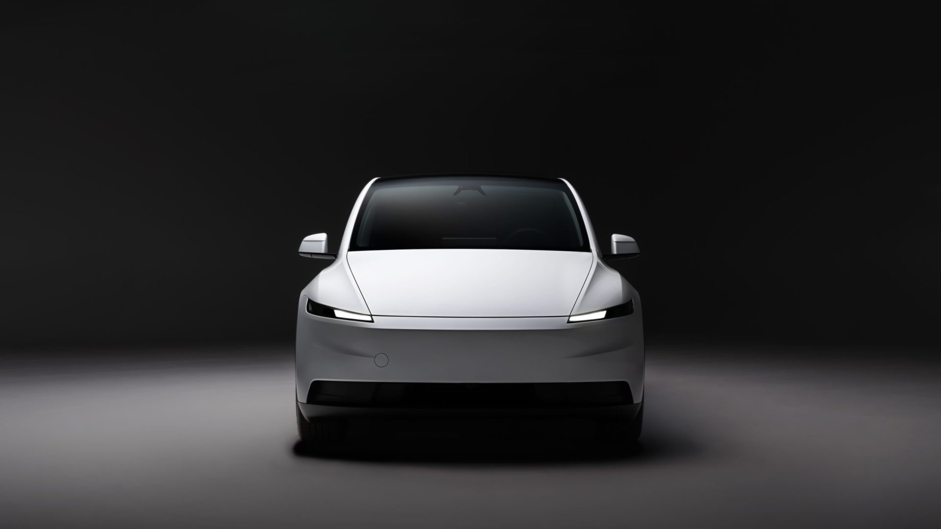 Tesla își revine în Europa, dar Renault 5 depășește Model Y la începutul lui 2026