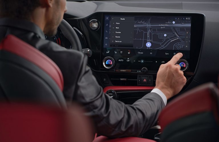 Noua generație Lexus NX 2021