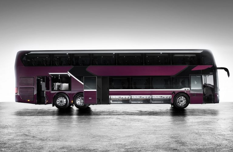 Premiera – noul autocar etajat Setra S 531 DT