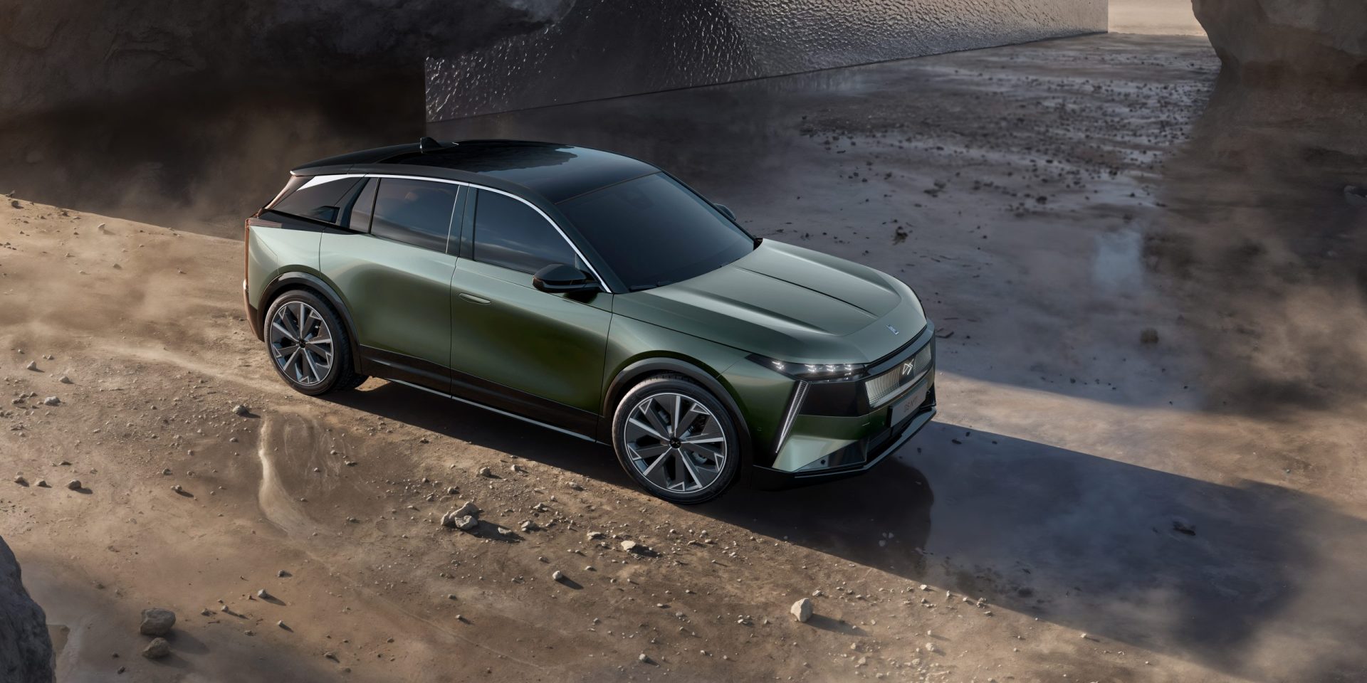 DS 7: SUV-ul care redefinește strategia electrică a mărcii DS