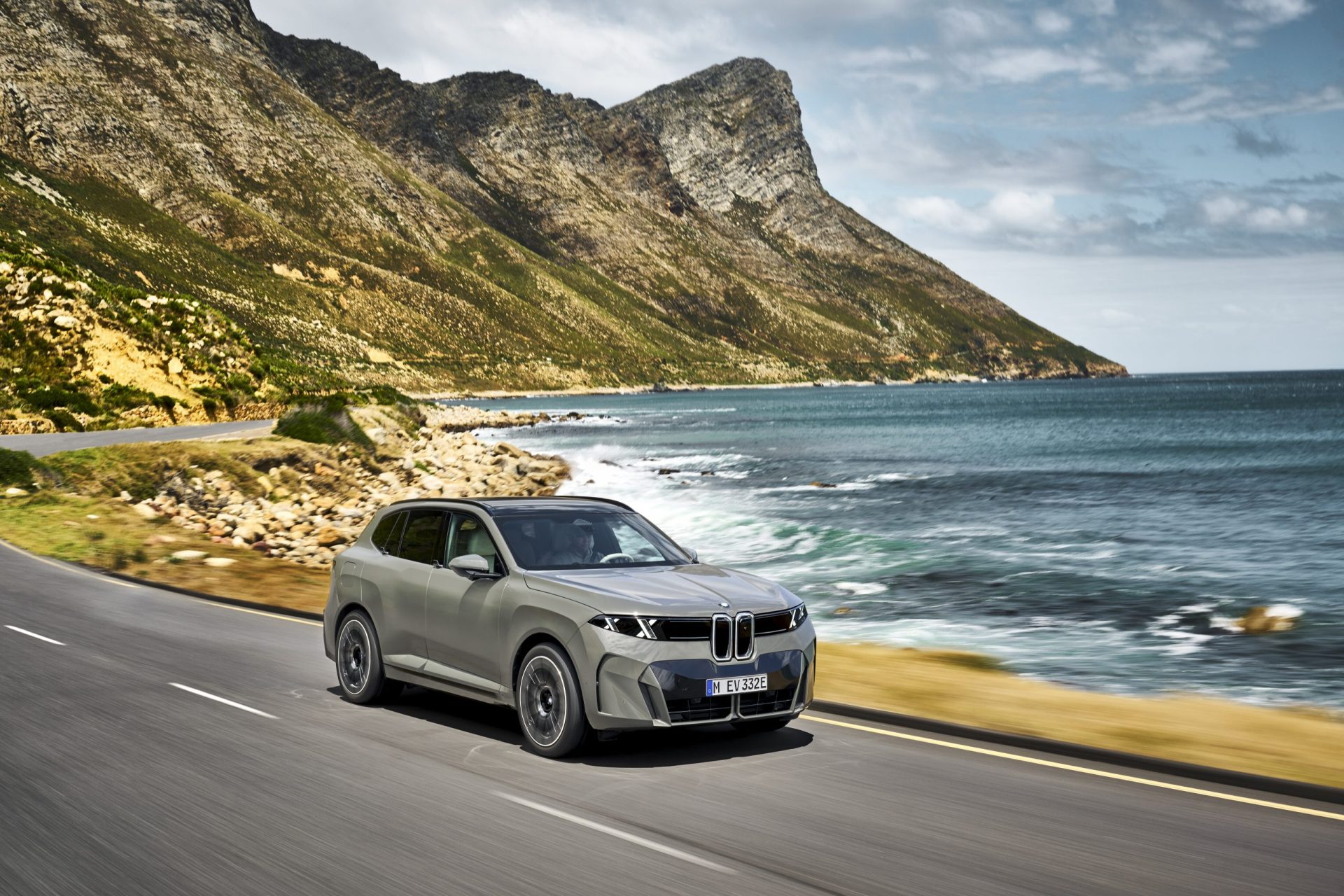 Noul BMW X5: cinci sisteme de propulsie și până la 845 km autonomie pentru versiunea electrică