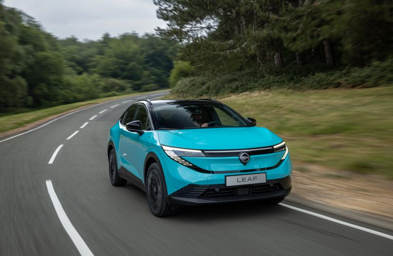 Noul Nissan Leaf devine crossover
