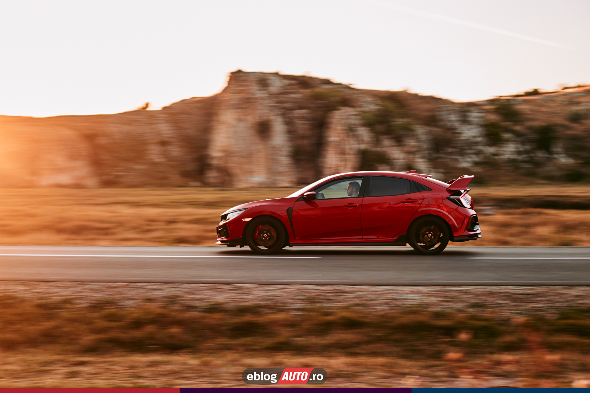 Noul CIVIC Type R, mașina lui Escobar, numere de înmatriculare verzi?