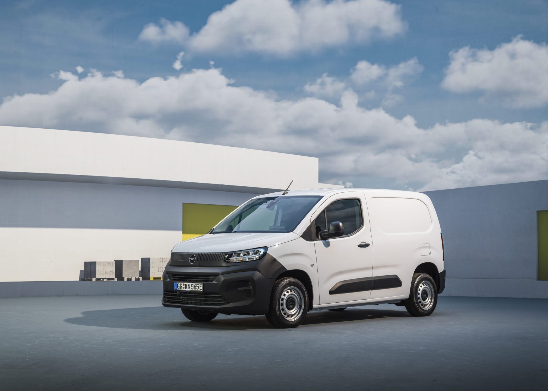 Opel Combo Start: noua utilitară accesibilă care pune accent pe flexibilitate și eficiență