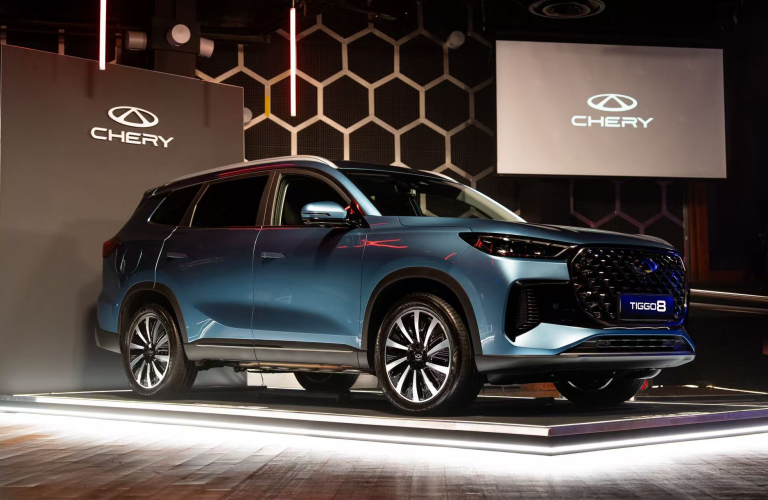 Piața auto din România frânează puternic în iulie. Înmatriculările de mașini noi au scăzut cu 28%, dar electricele și plug-in hybrid cresc spectaculos