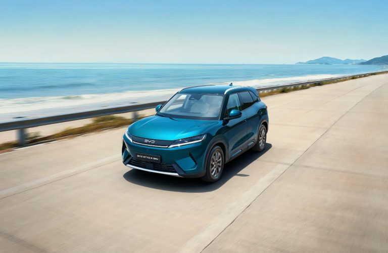 BYD ATTO 2 DM-i ajunge în România: autonomie de până la 1.000 km și consum de 1,8 l/100 km